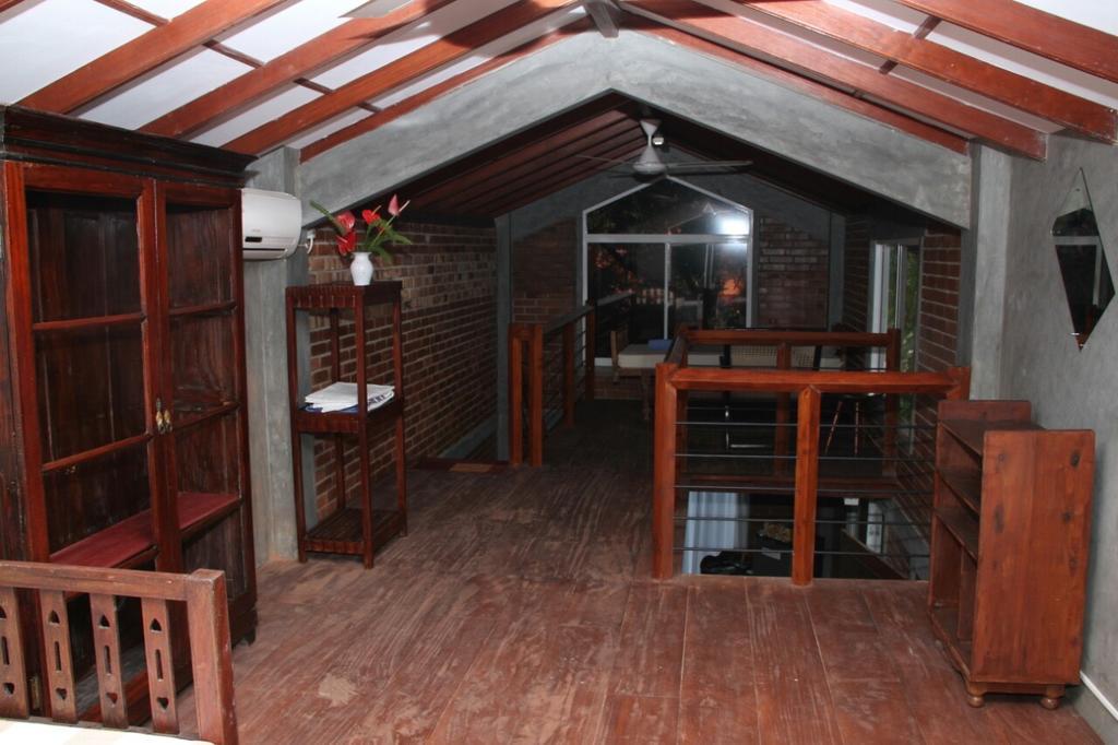 Executive Residency Retreat Villa Hikkaduwa Oda fotoğraf